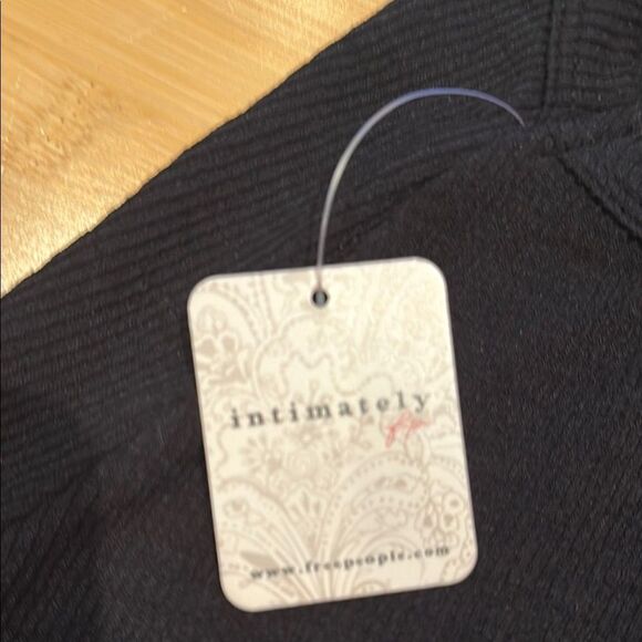 Free People Black Women's Tank Top NWT - Picture 6 of 6